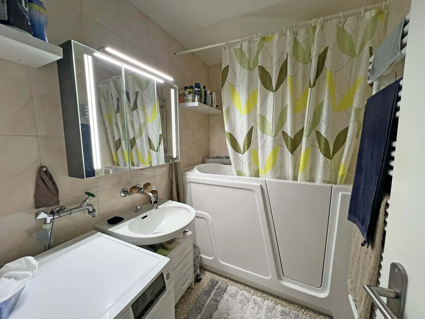 Wohnung 4.5 Zimmer mit Panoramablick - Foto 9 von 9