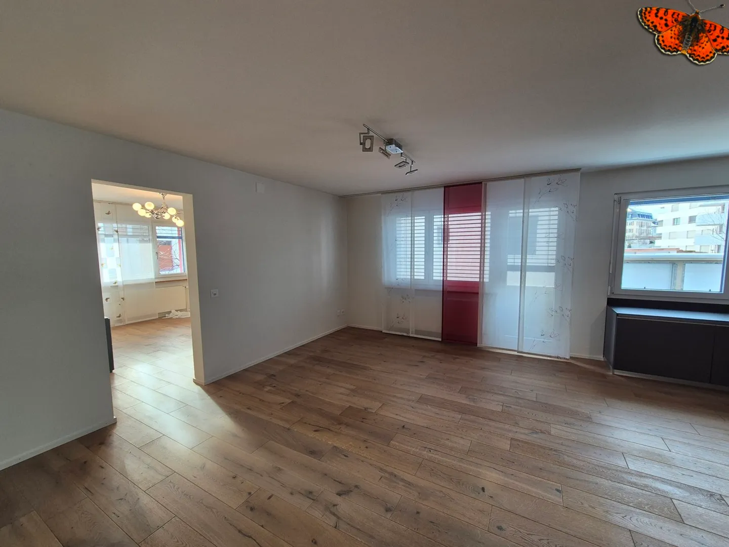 PRÄCHTIGES 3-ZIMMER-APARTMENT - NAHE BOULEYRES! - Foto 4 von 9