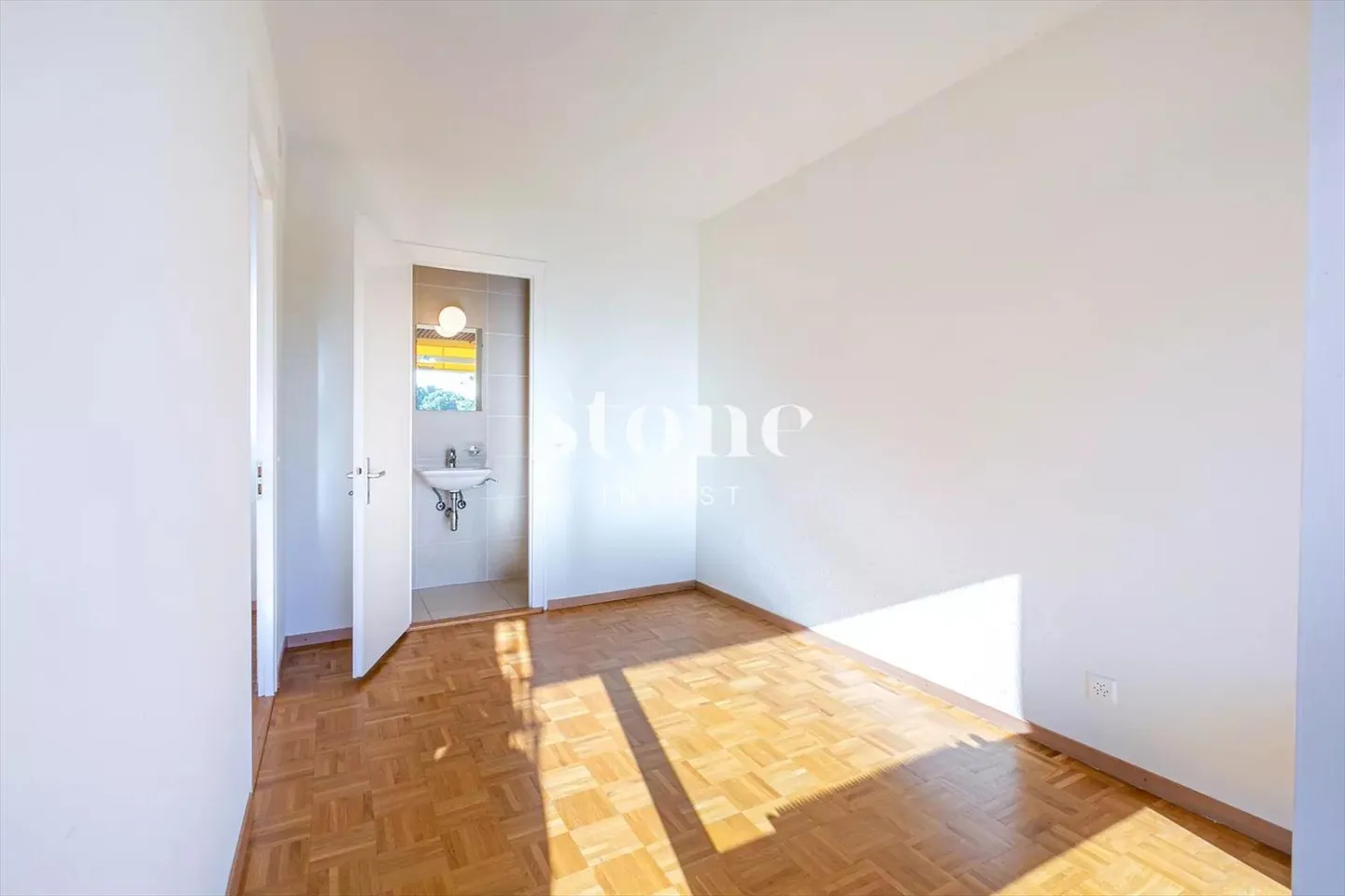 Magnificent 4-room apartment with exceptional view - Photo 8 of 10