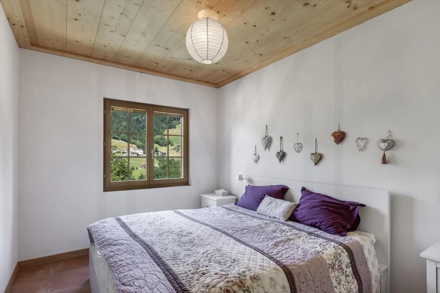 SPLENDIDO CHALET 5.5 STANZE CON POSIZIONE ECCEZIONALE! - Foto 11 di 13