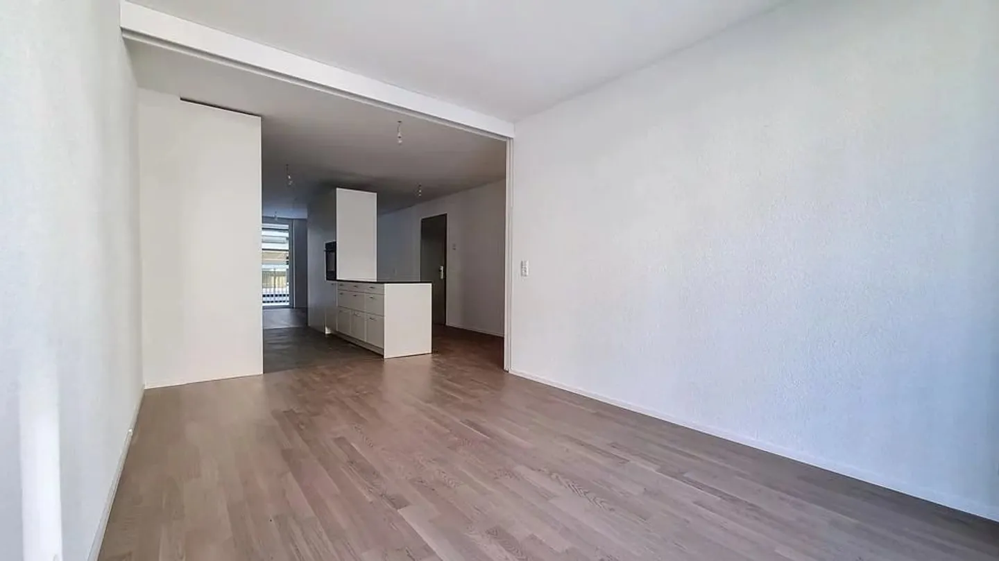 Modern Apartment in Cour de Gare - Photo 7 of 13