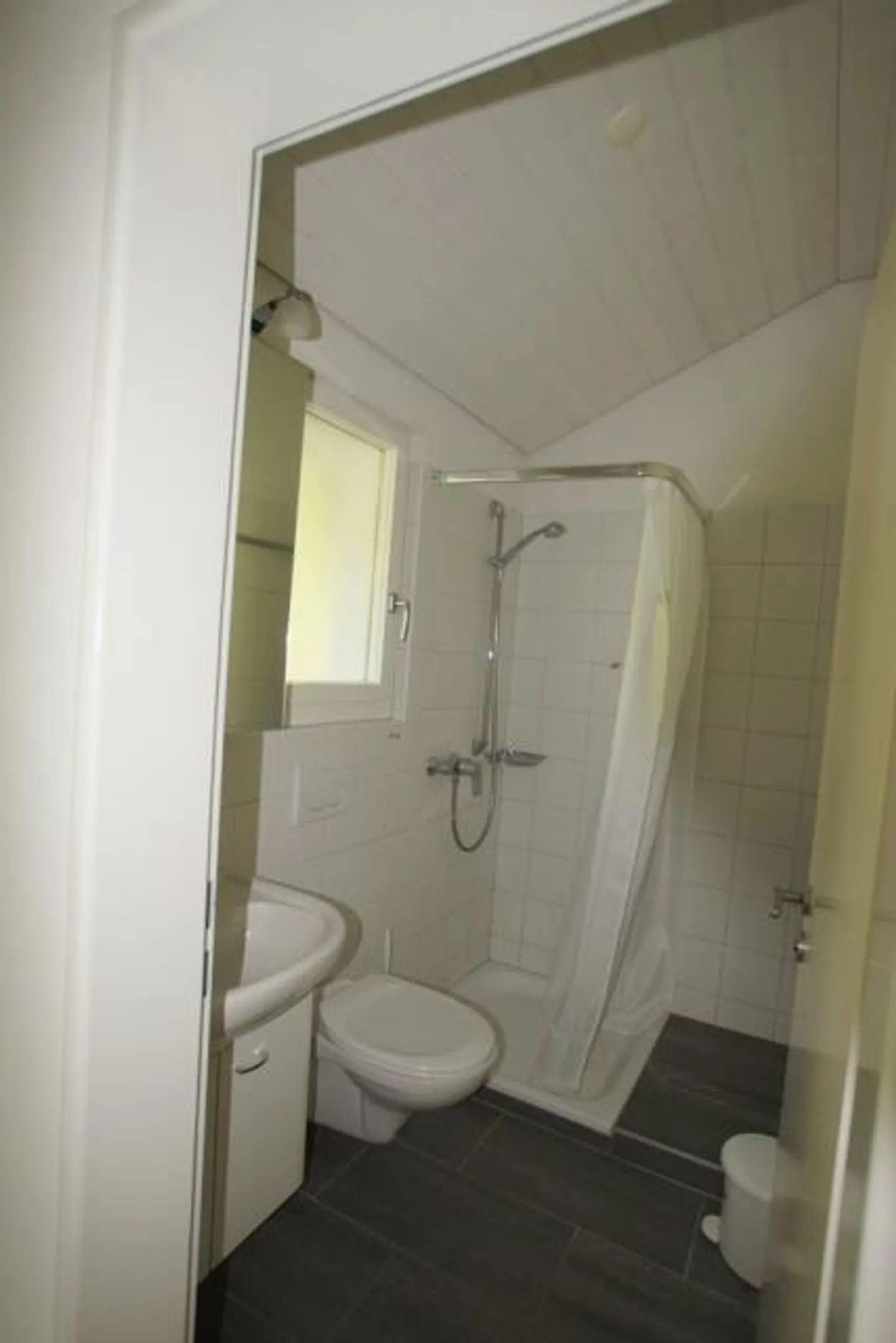 Gemütliches Zimmer mit Kochnische - Foto 4 von 5