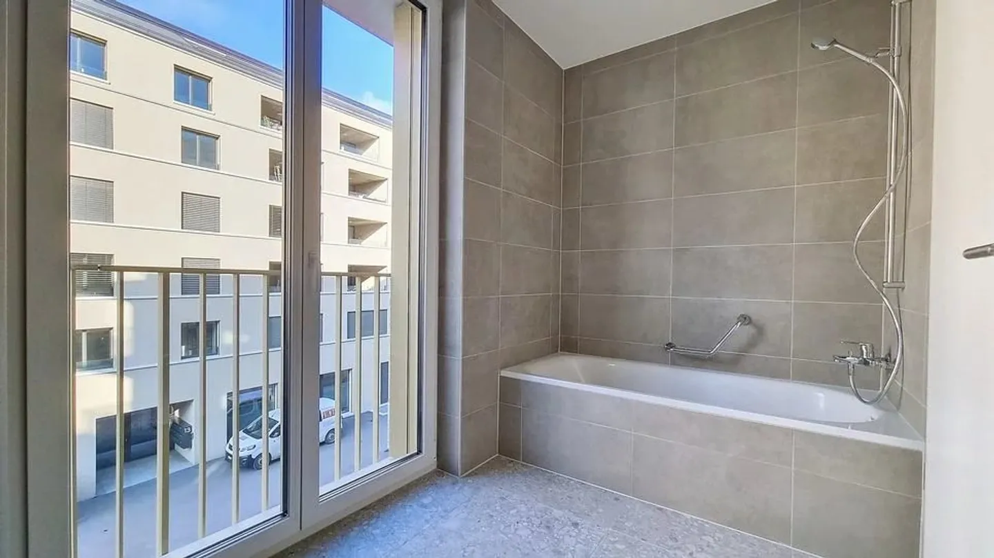 Modern Apartment in Cour de Gare - Photo 12 of 13