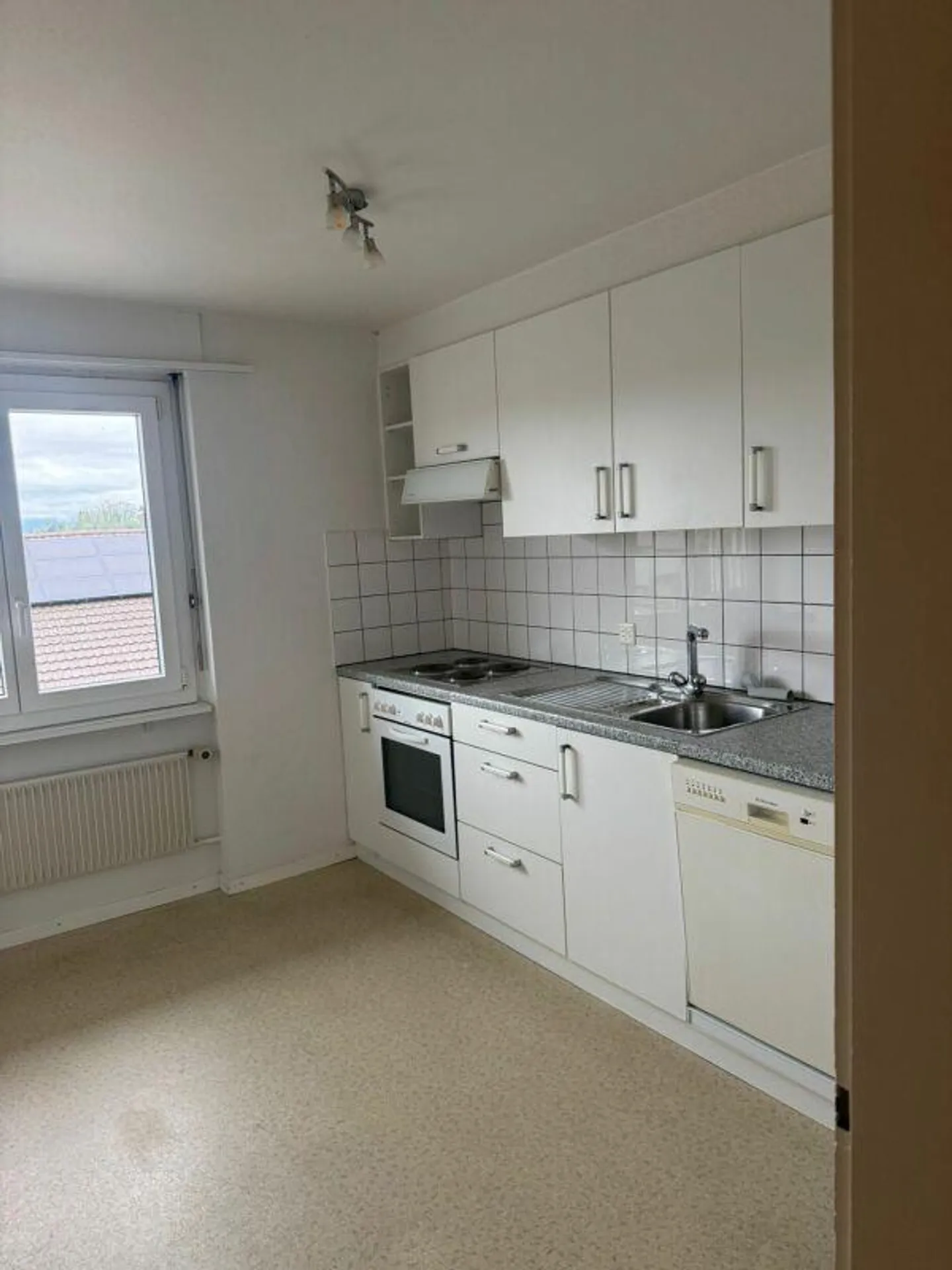 Cozy Apartment with Balcony - Photo 3 of 6