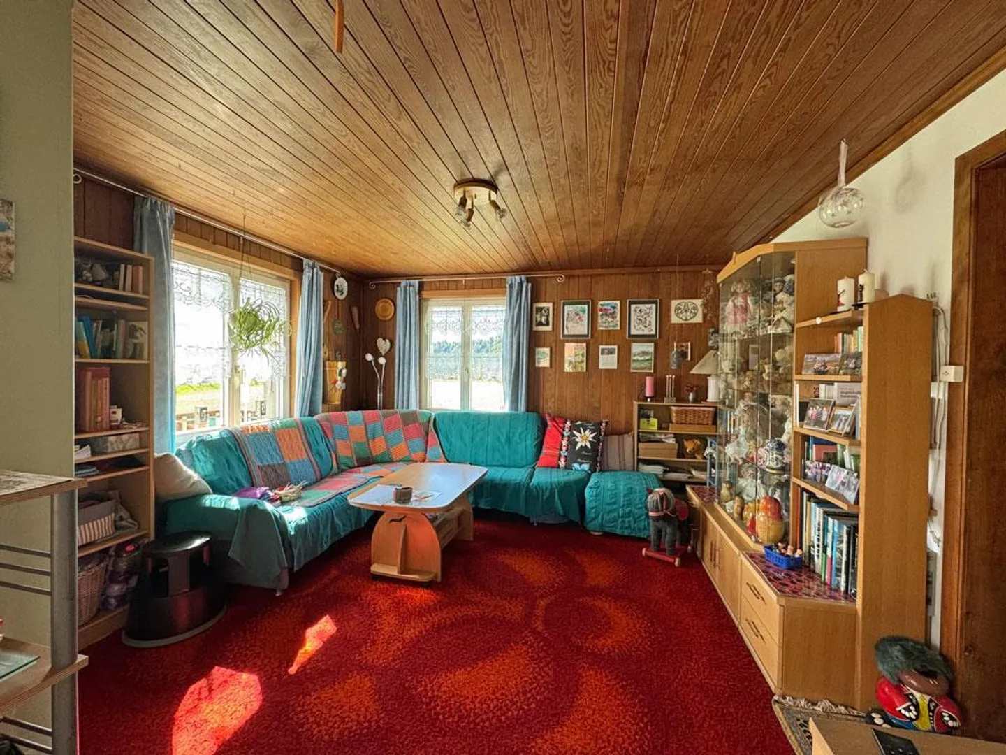 Maison familiale avec beaucoup d'espace et de possibilités d'aménagement - Photo 6 sur 14