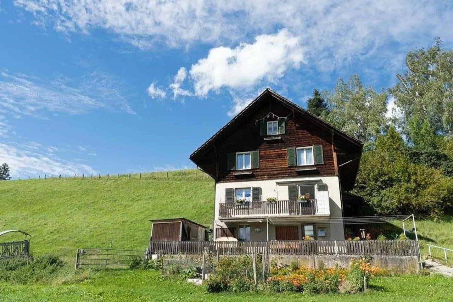 Maison familiale avec beaucoup d'espace et de possibilités d'aménagement - Photo 13 sur 14