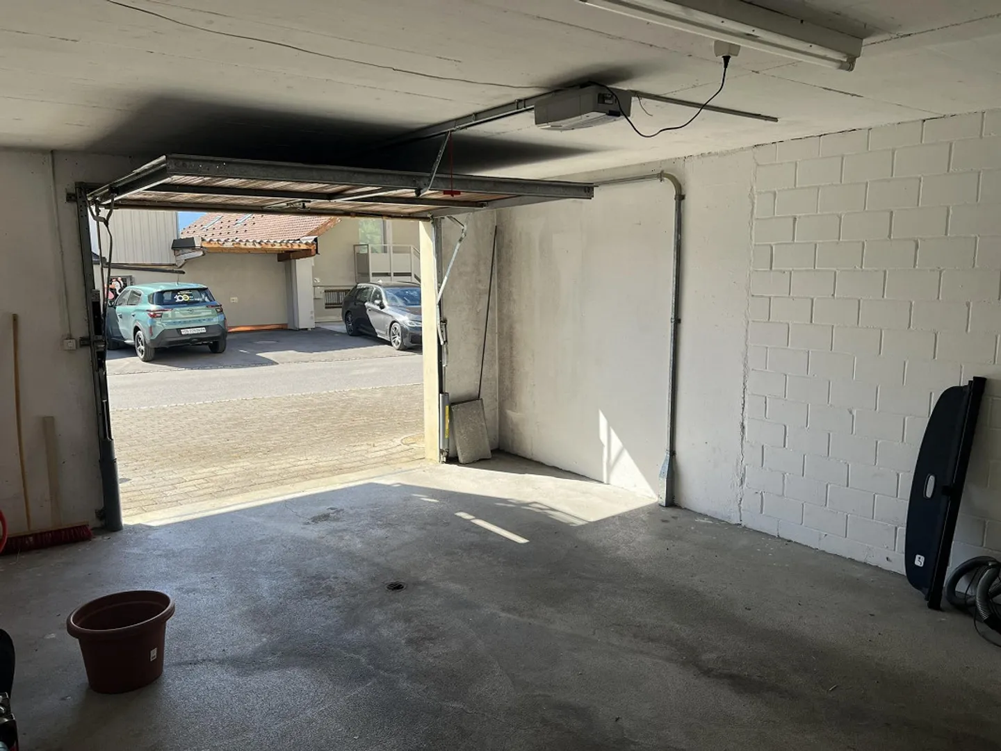 Appartamento familiare di 4,5 stanze al piano rialzato in una posizione tranquilla - Foto 7 di 17