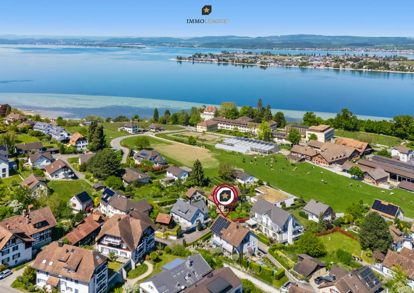 Charmantes Doppelhaus mit Seesicht - Foto 1 von 9