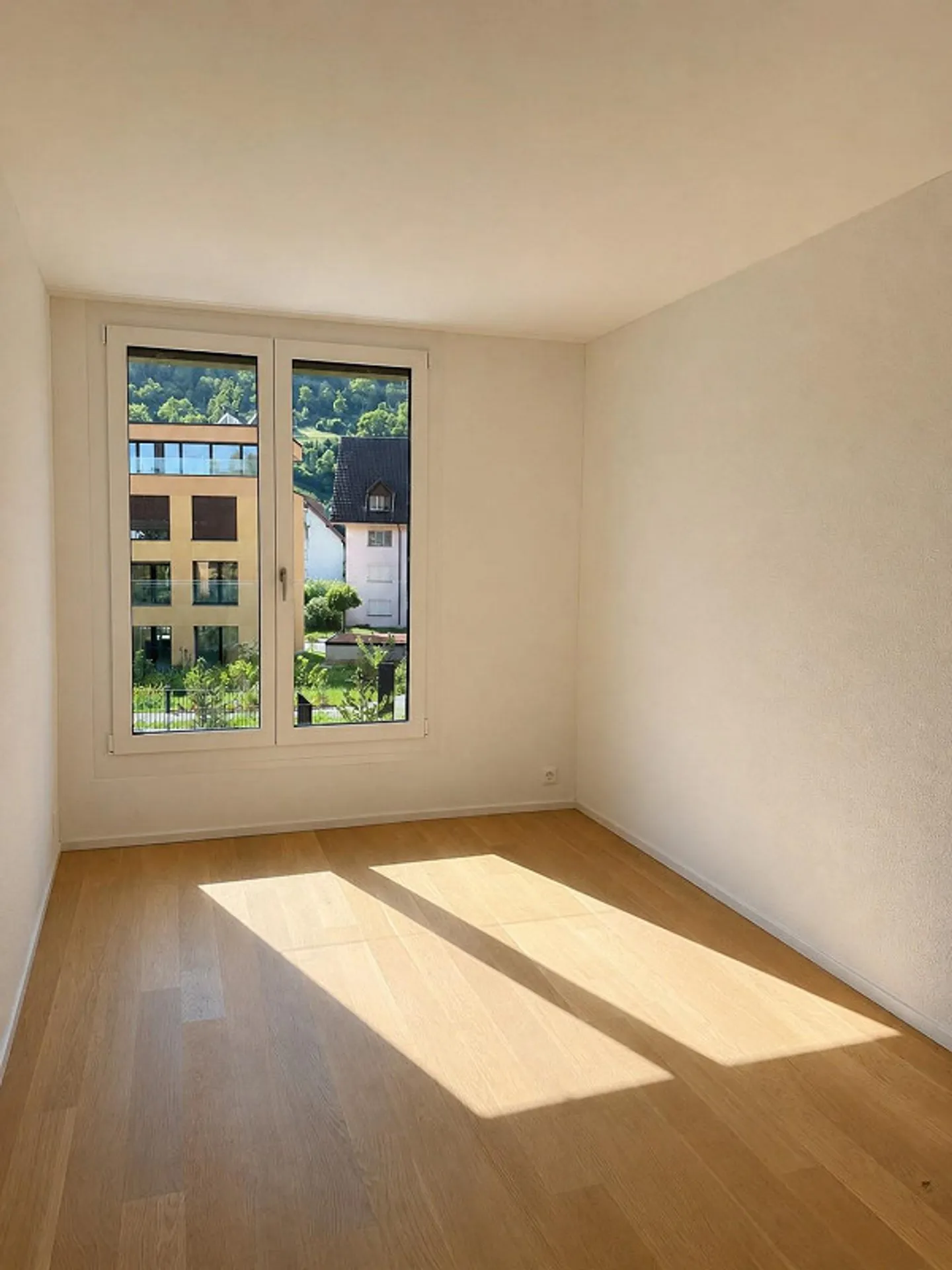 Moderne 3.5-Zimmer-Attikawohnungen im Feldpark - Photo 6 of 11