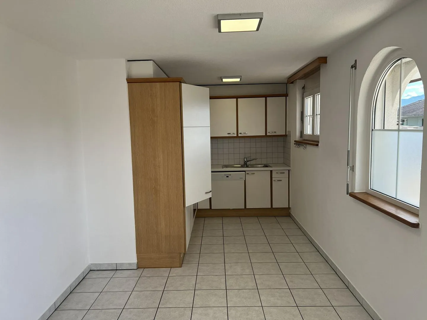 Appartamento familiare di 4,5 stanze al piano rialzato in una posizione tranquilla - Foto 17 di 17