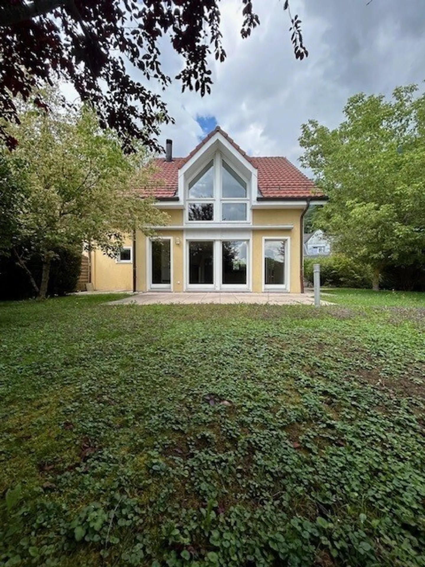 FOR RENT
VILLA
1807 BLONAY - Photo 2 of 12