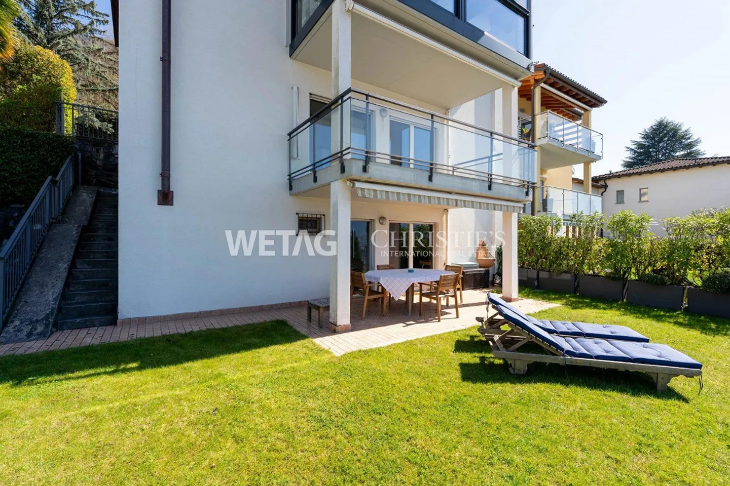 Elegante Villa mit Panoramaterrasse - Foto 13 von 13