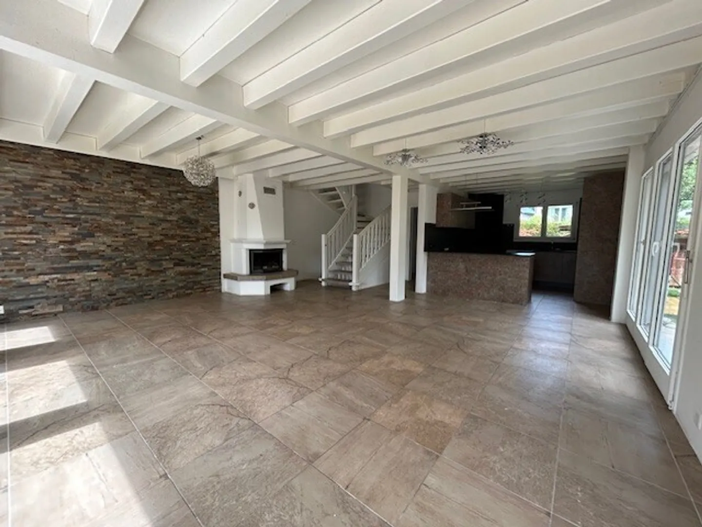 FOR RENT
VILLA
1807 BLONAY - Photo 5 of 12