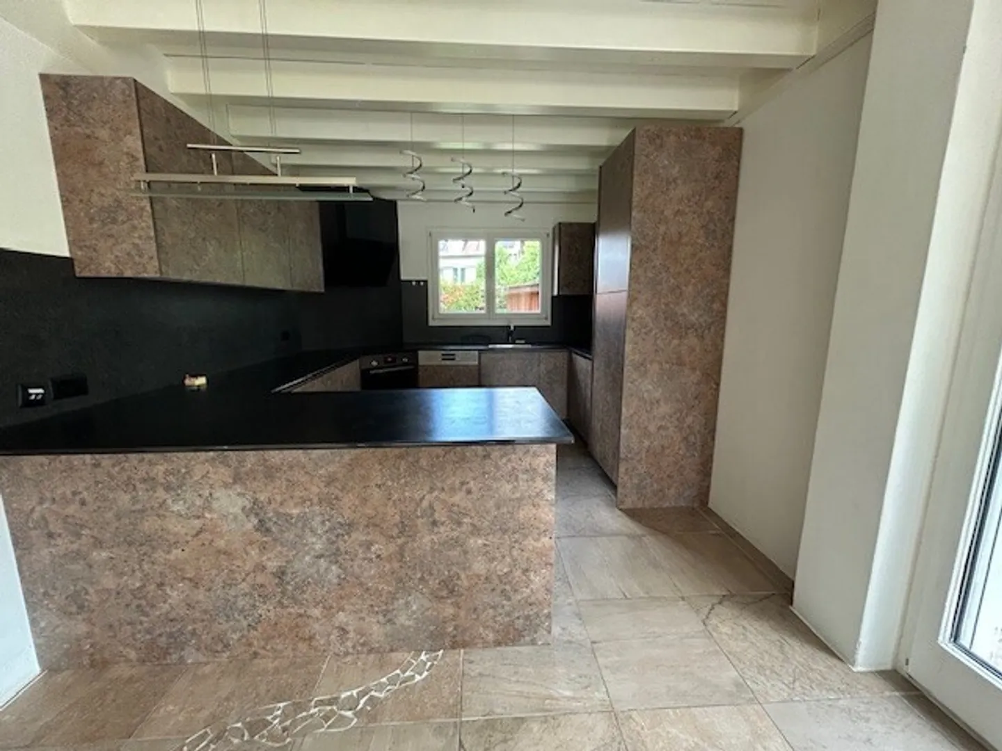 FOR RENT
VILLA
1807 BLONAY - Photo 6 of 12