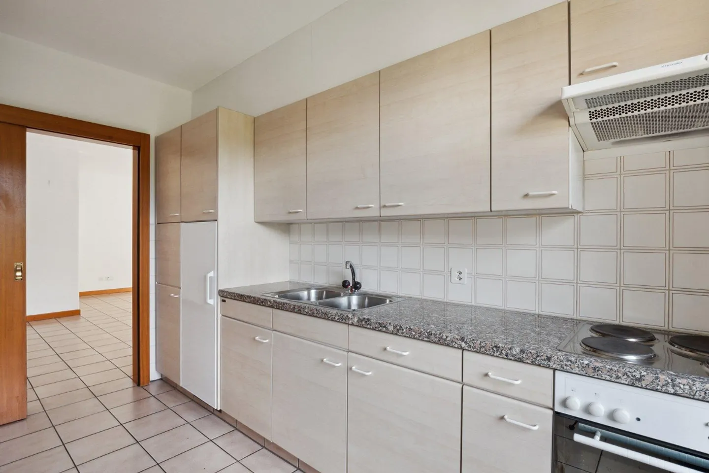 Geräumige 2,5-Zimmer-Wohnung erste Nettomiete kostenlos! - Foto 3 von 4
