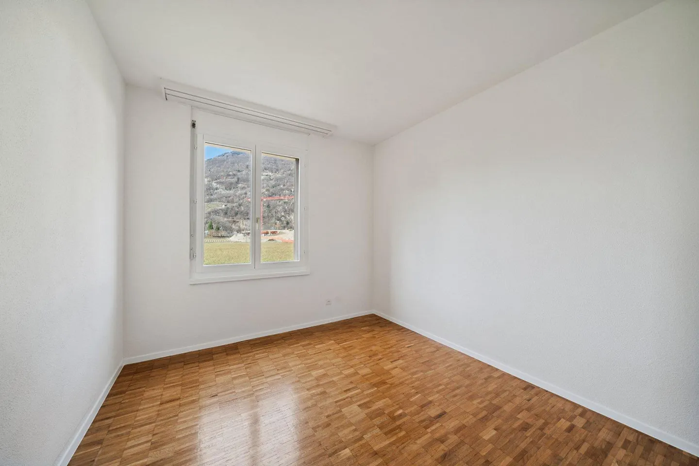 Geräumige 2,5-Zimmer-Wohnung erste Nettomiete kostenlos! - Foto 4 von 4