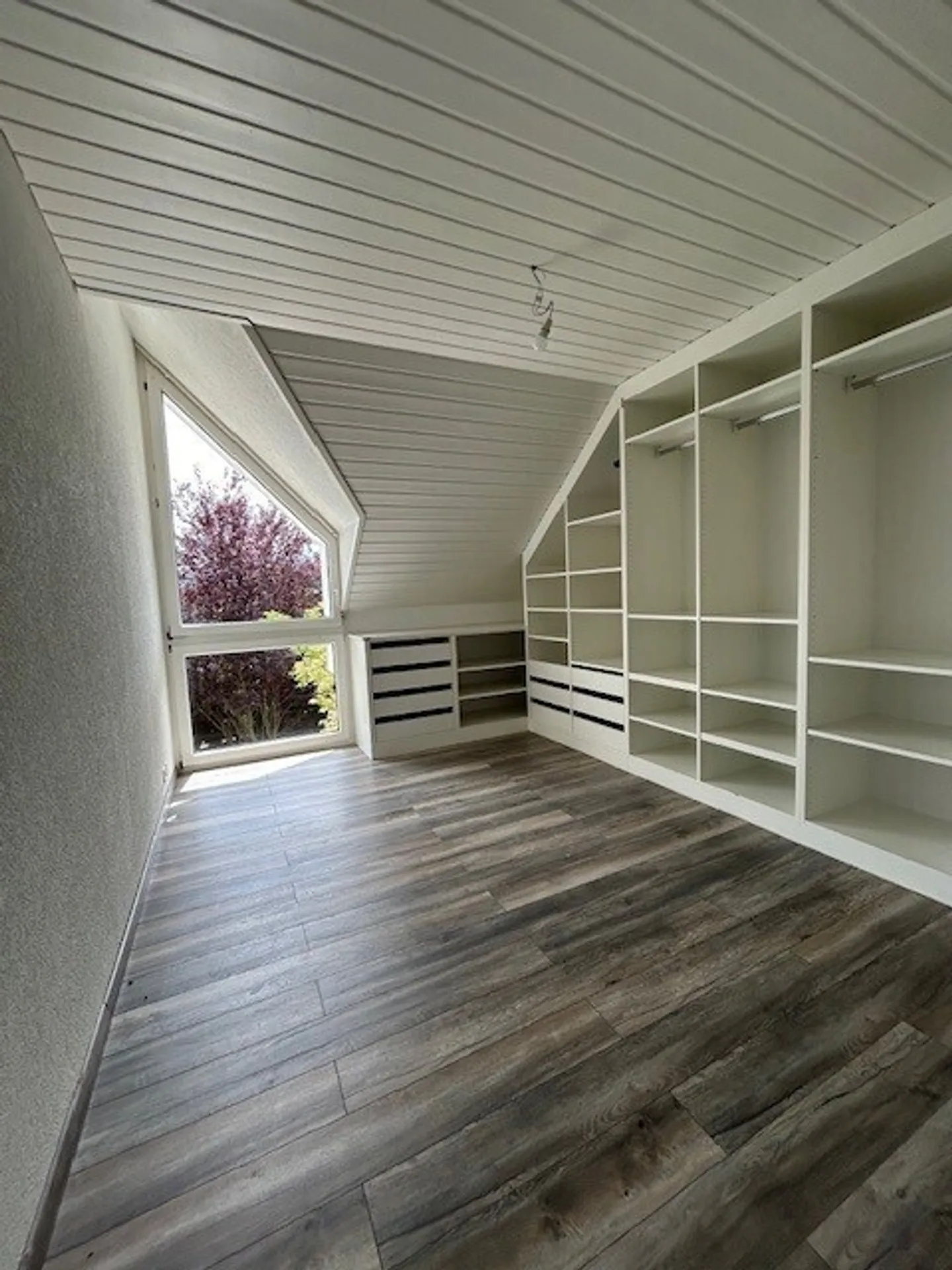 FOR RENT
VILLA
1807 BLONAY - Photo 8 of 12