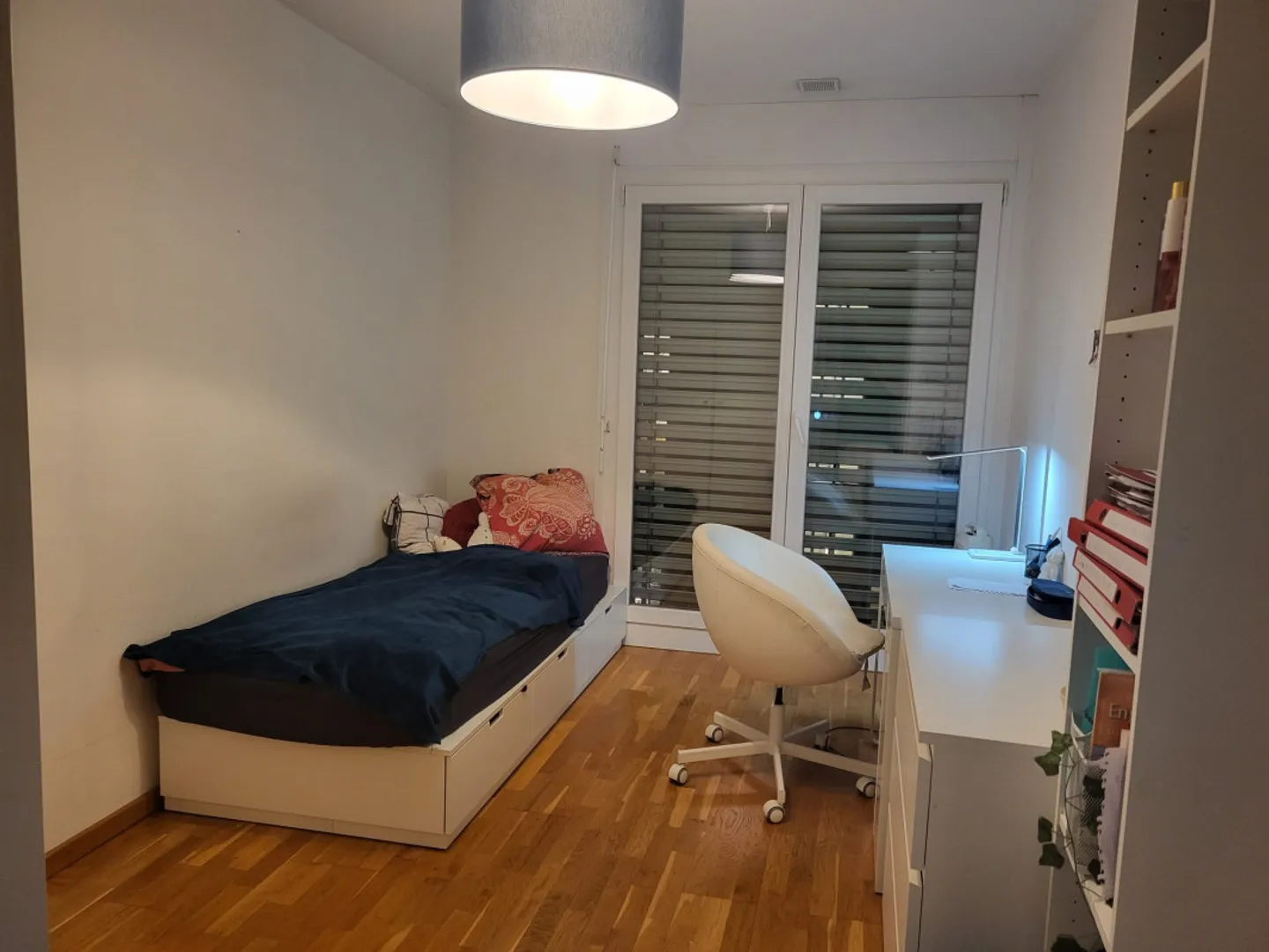 Magnificent 5-room apartment in Thônex with 2 balconies and indoor parking space - Photo 8 of 10