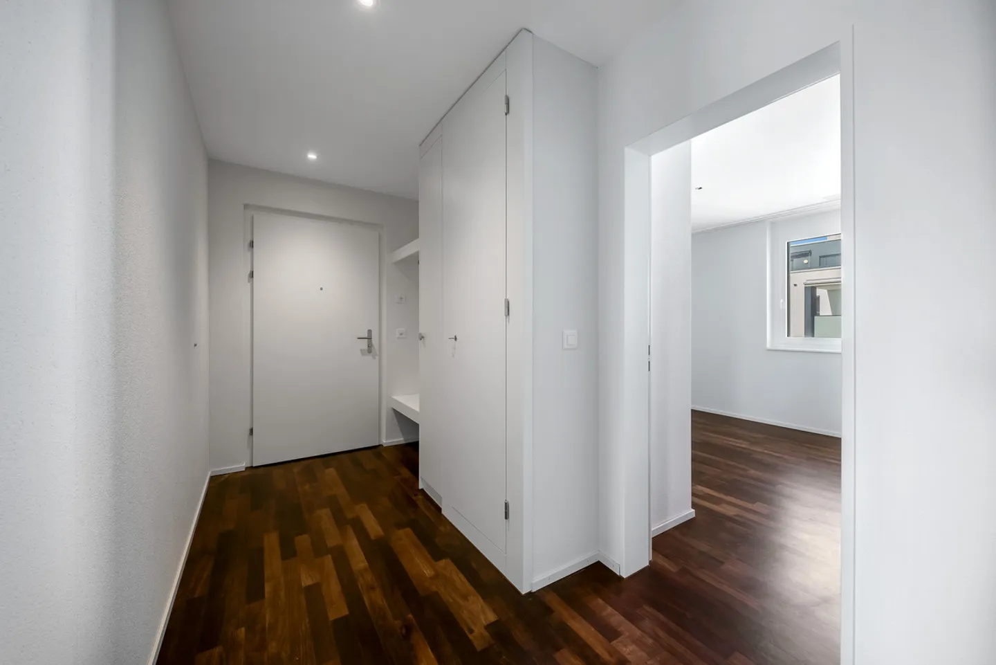 Modernes Apartment mit Balkon - Foto 12 von 13