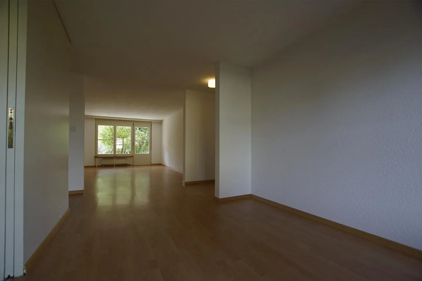 Ampio appartamento di 4,5 stanze con bel spazio esterno - Foto 2 di 9