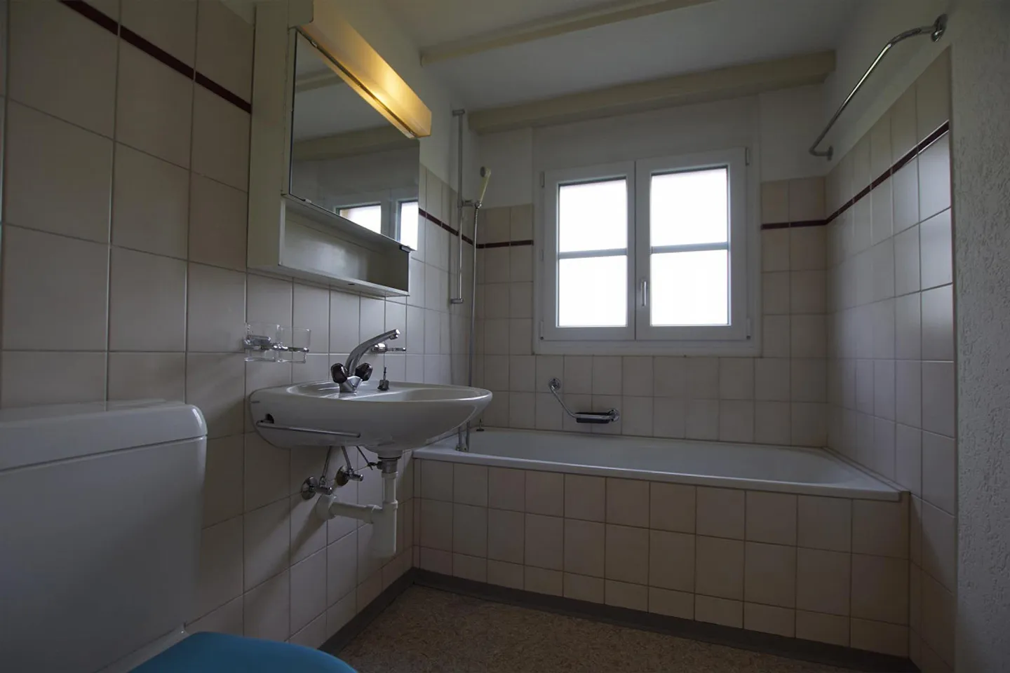 Ampio appartamento di 4,5 stanze con bel spazio esterno - Foto 6 di 9