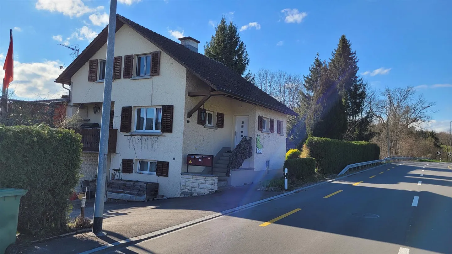 immeuble d'habitation - Photo 1 sur 17