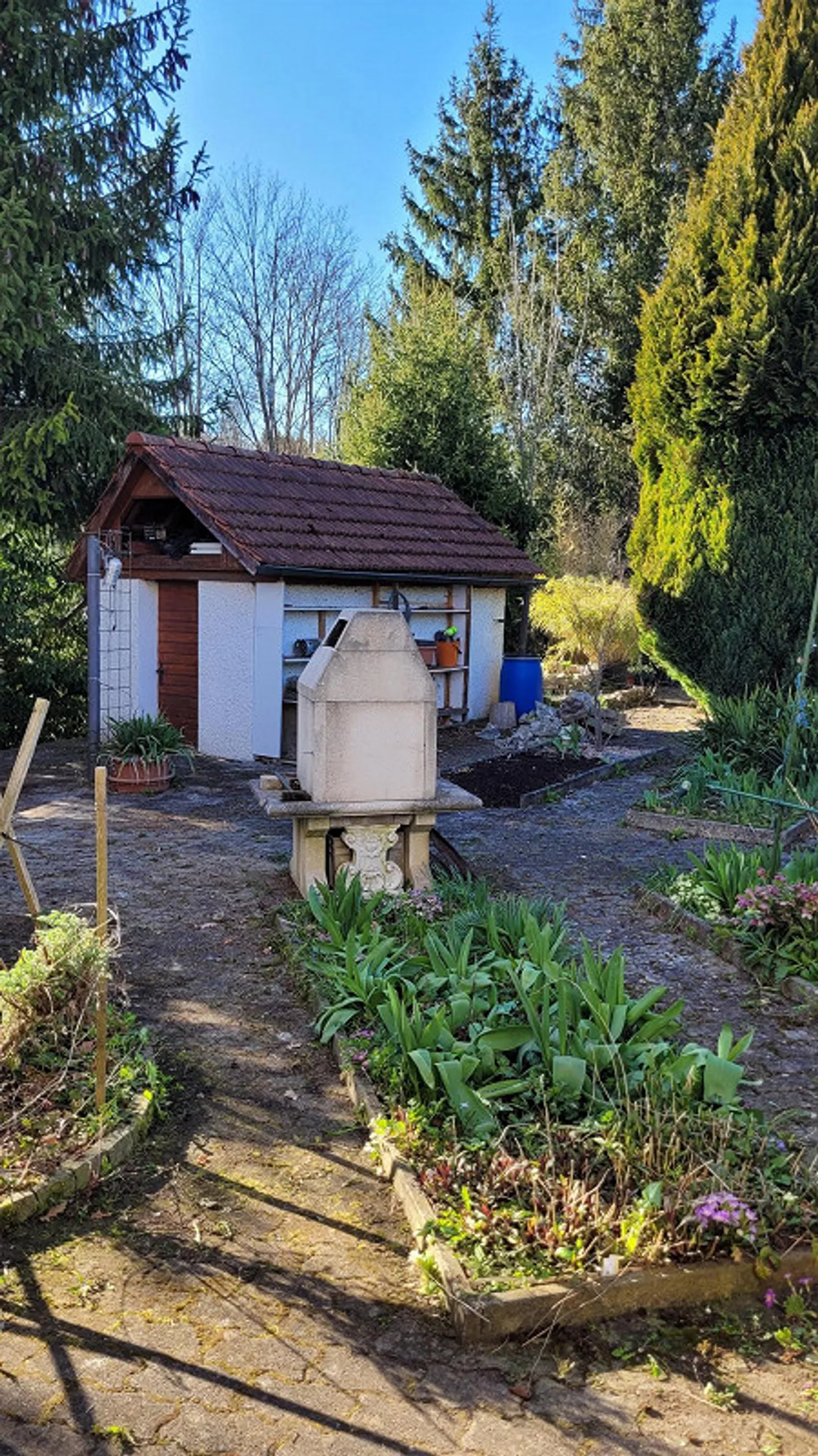 immeuble d'habitation - Photo 3 sur 17