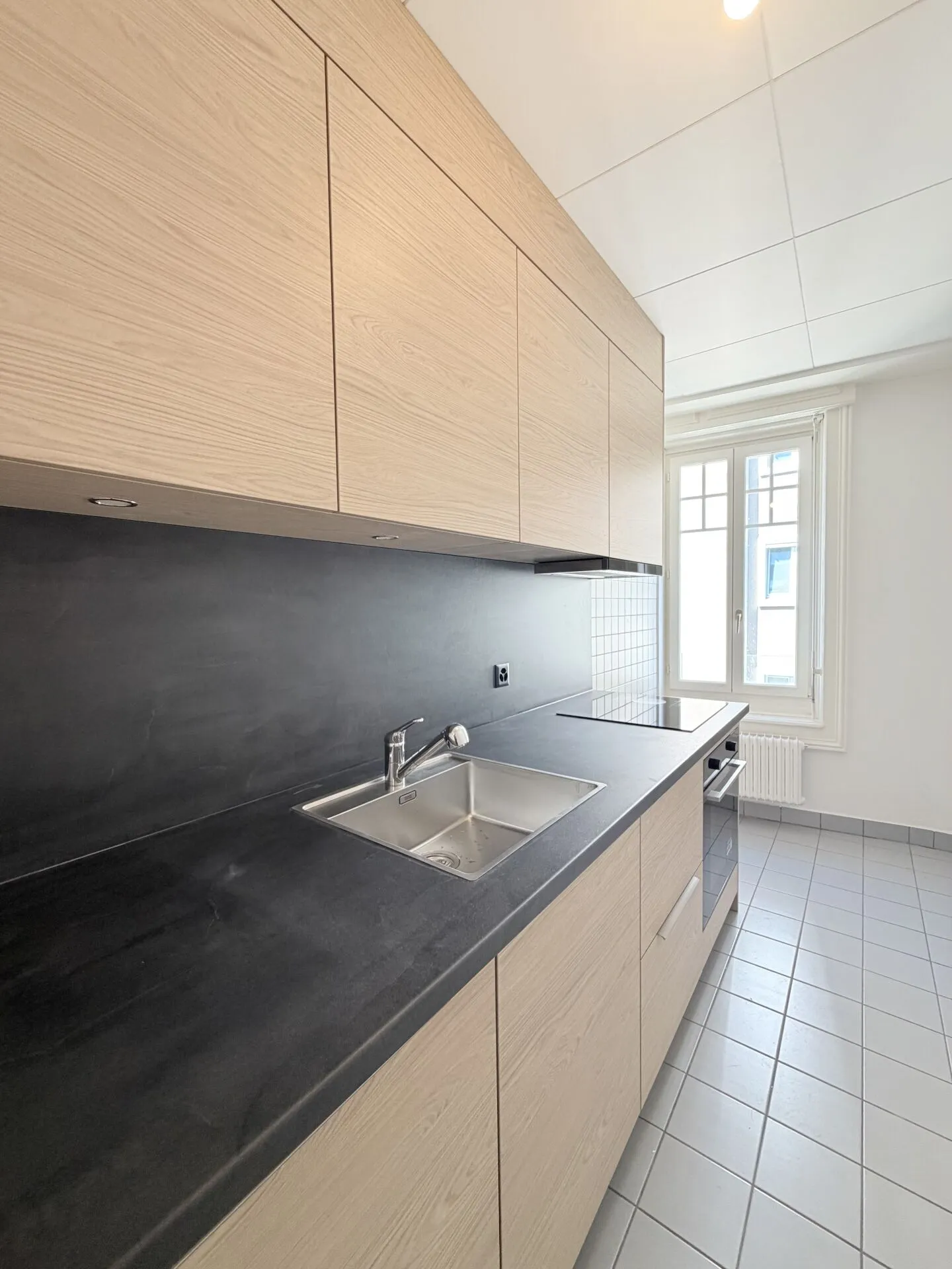 Large 3.5-Room Apartment for Rent - 1700 Freiburg Copy - Photo 1 of 9