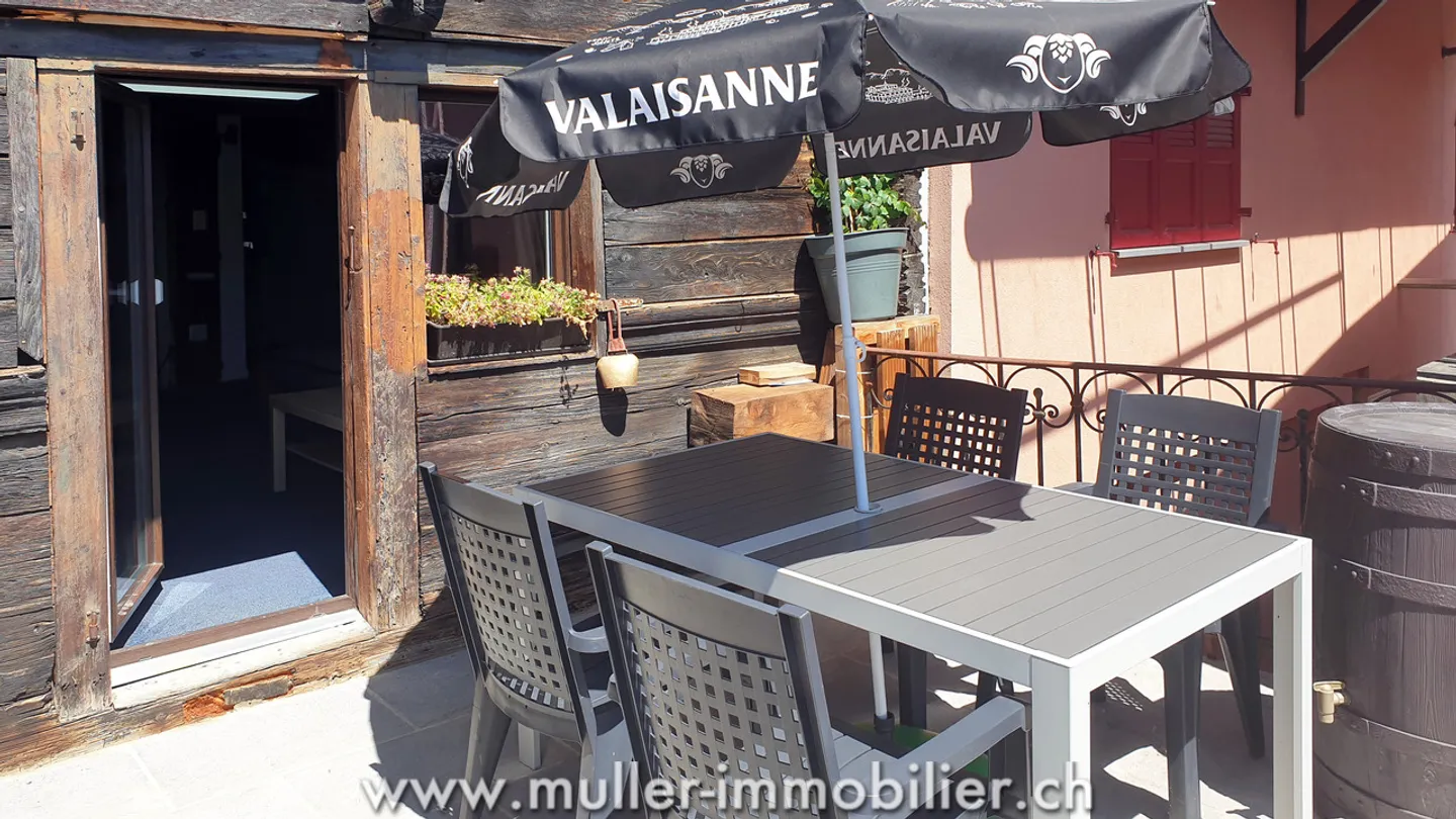 Pretty Village House in Daillon - Photo 4 of 14