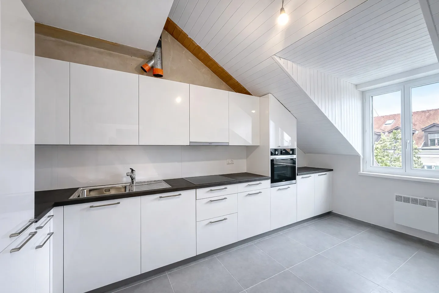 Duplex Penthouse Rénové à Carouge - Photo 3 sur 12