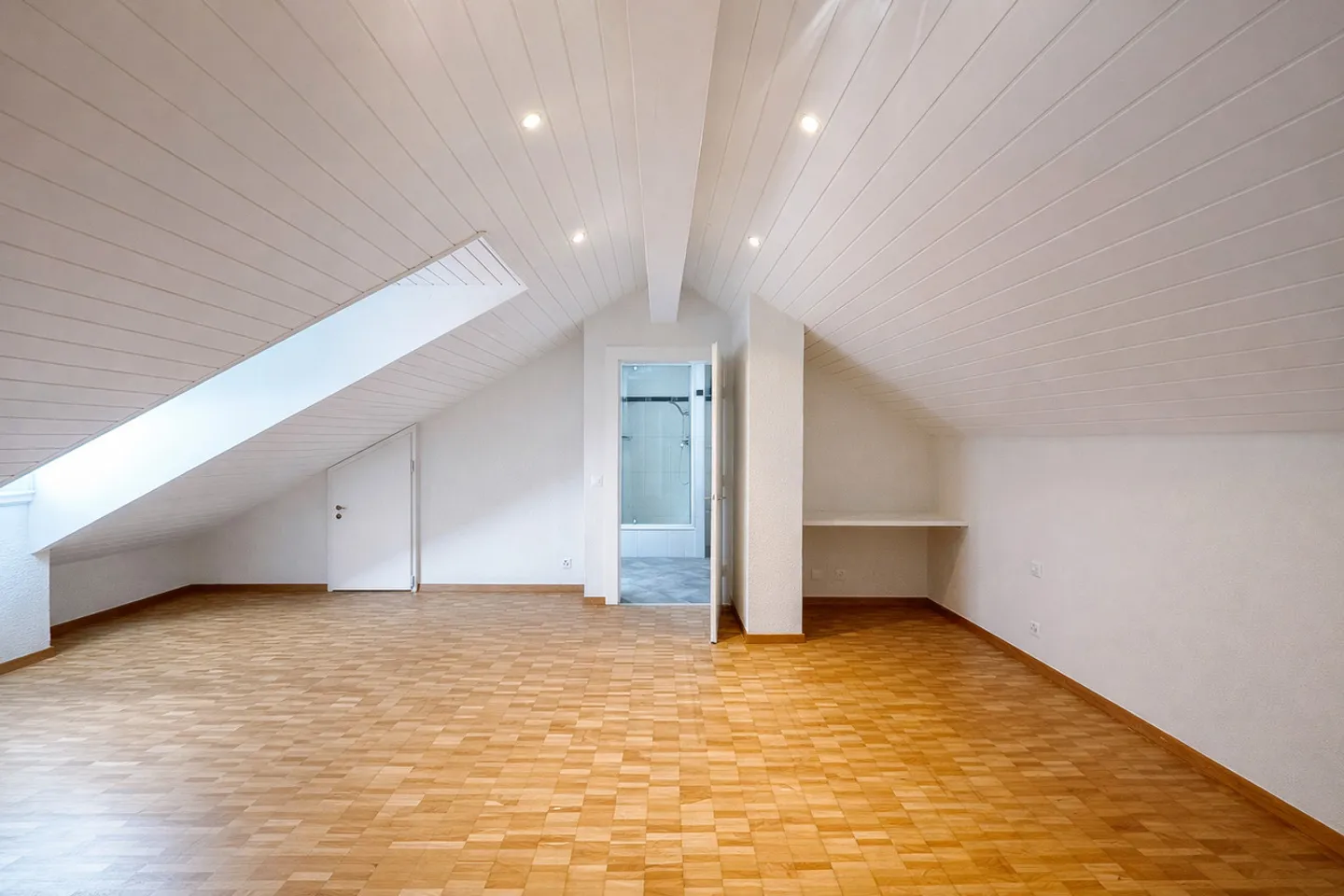 Duplex Penthouse Rénové à Carouge - Photo 6 sur 12