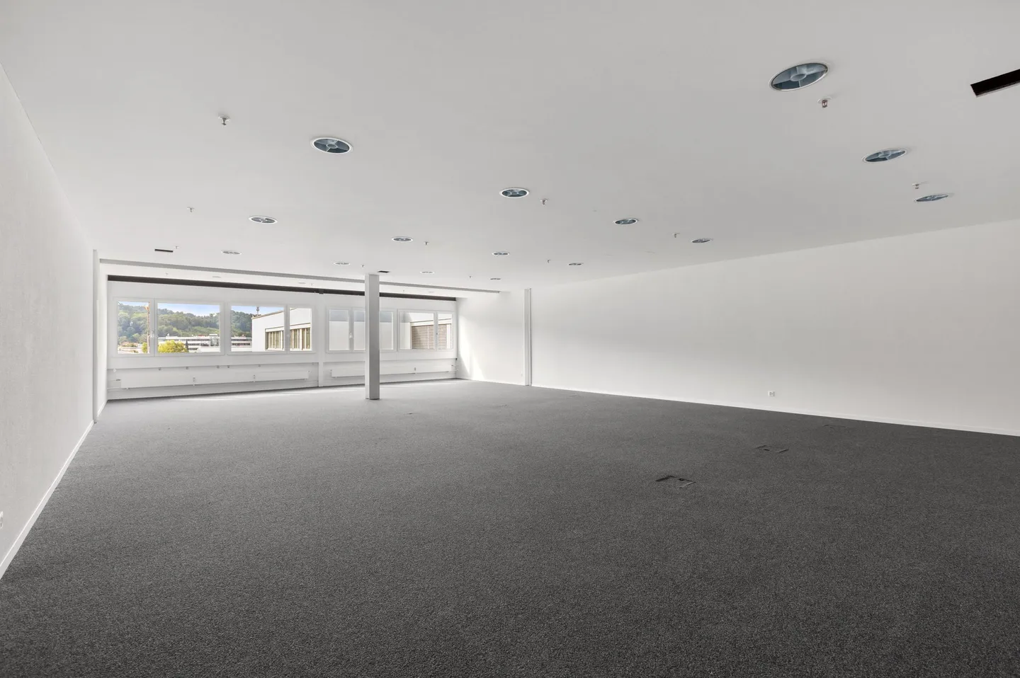 Attraktive Büroflächen an zentraler Lage in Oberentfelden - Foto 3 von 8