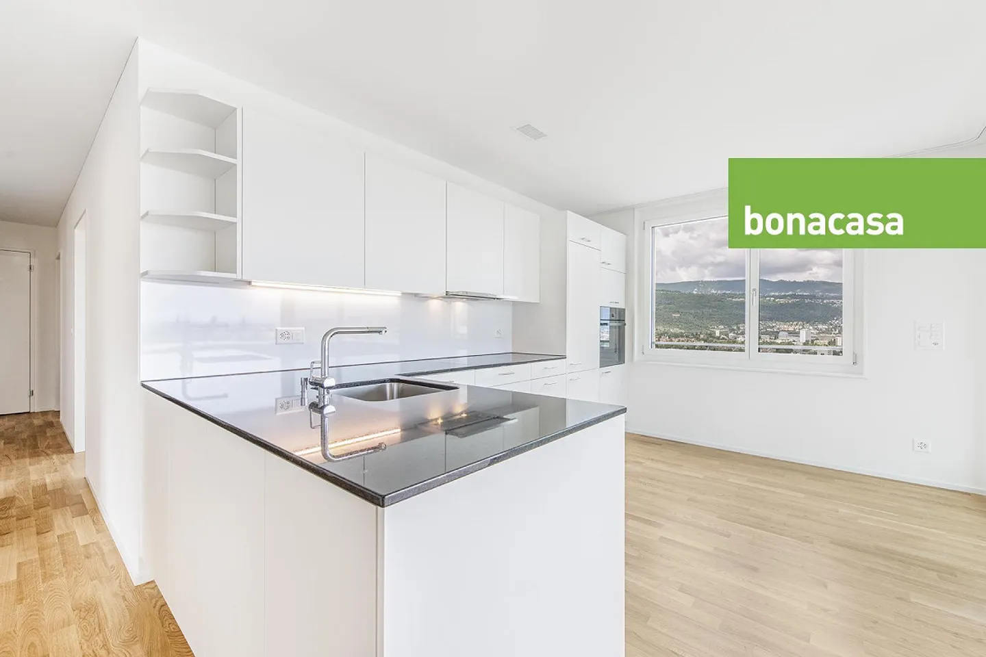 Appartement 4.5 pièces en emplacement élevé - avec bonacasa ! - Photo 1 sur 11