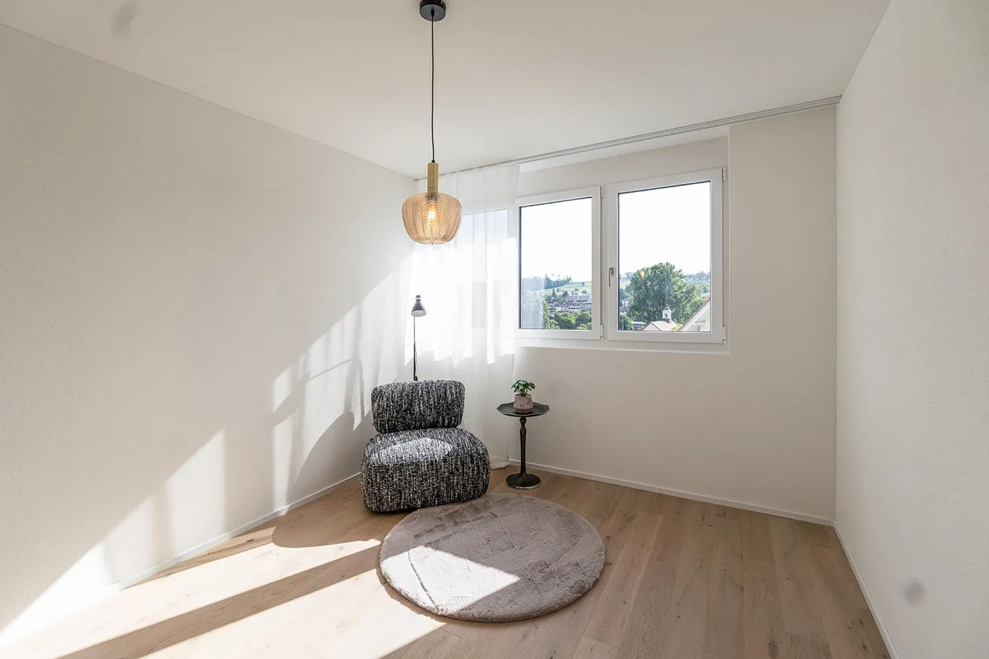 Family Apartment in Menziken - 5.5 Rooms with Plenty of Comfort - Photo 8 of 13