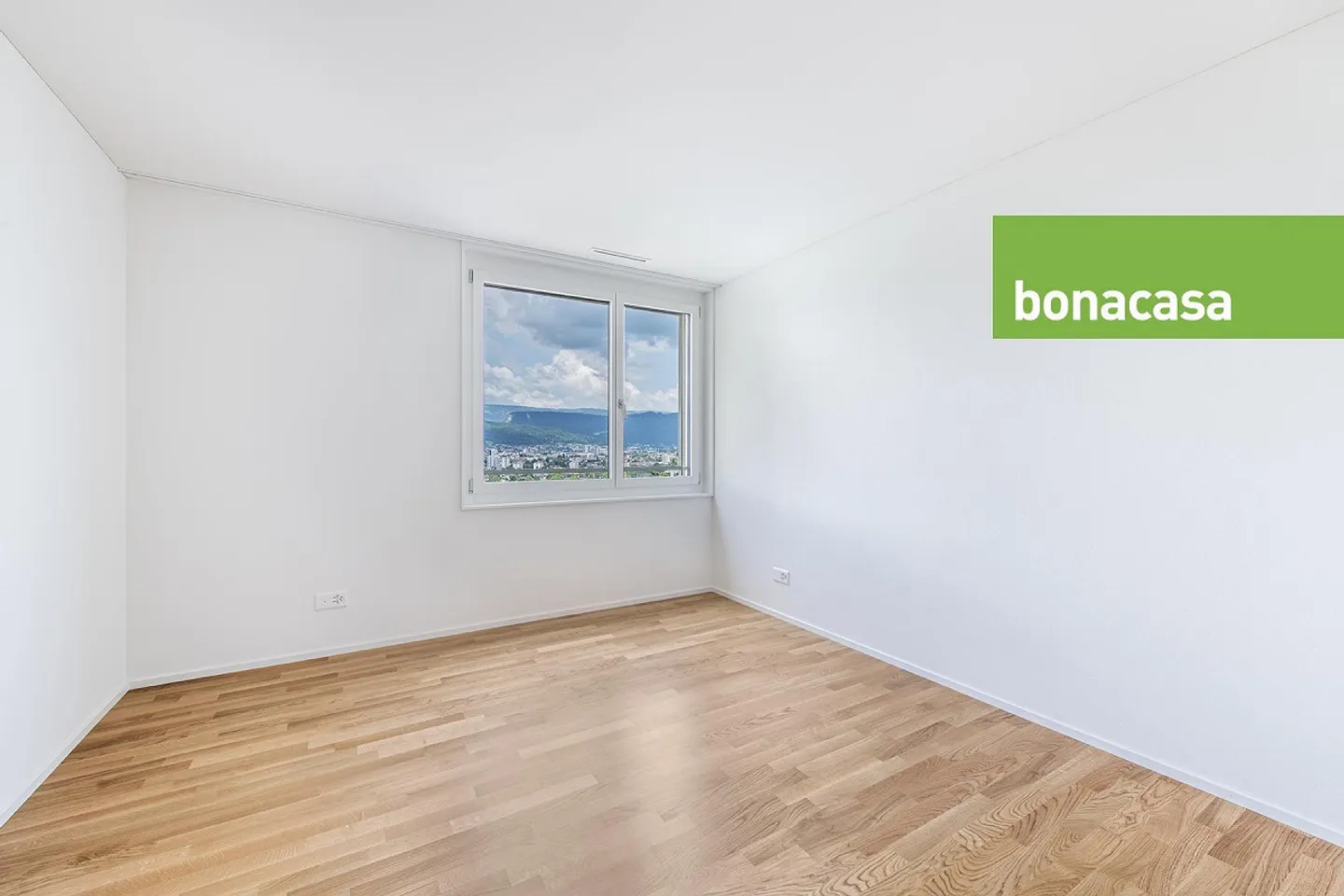 Appartement 4.5 pièces en emplacement élevé - avec bonacasa ! - Photo 3 sur 11