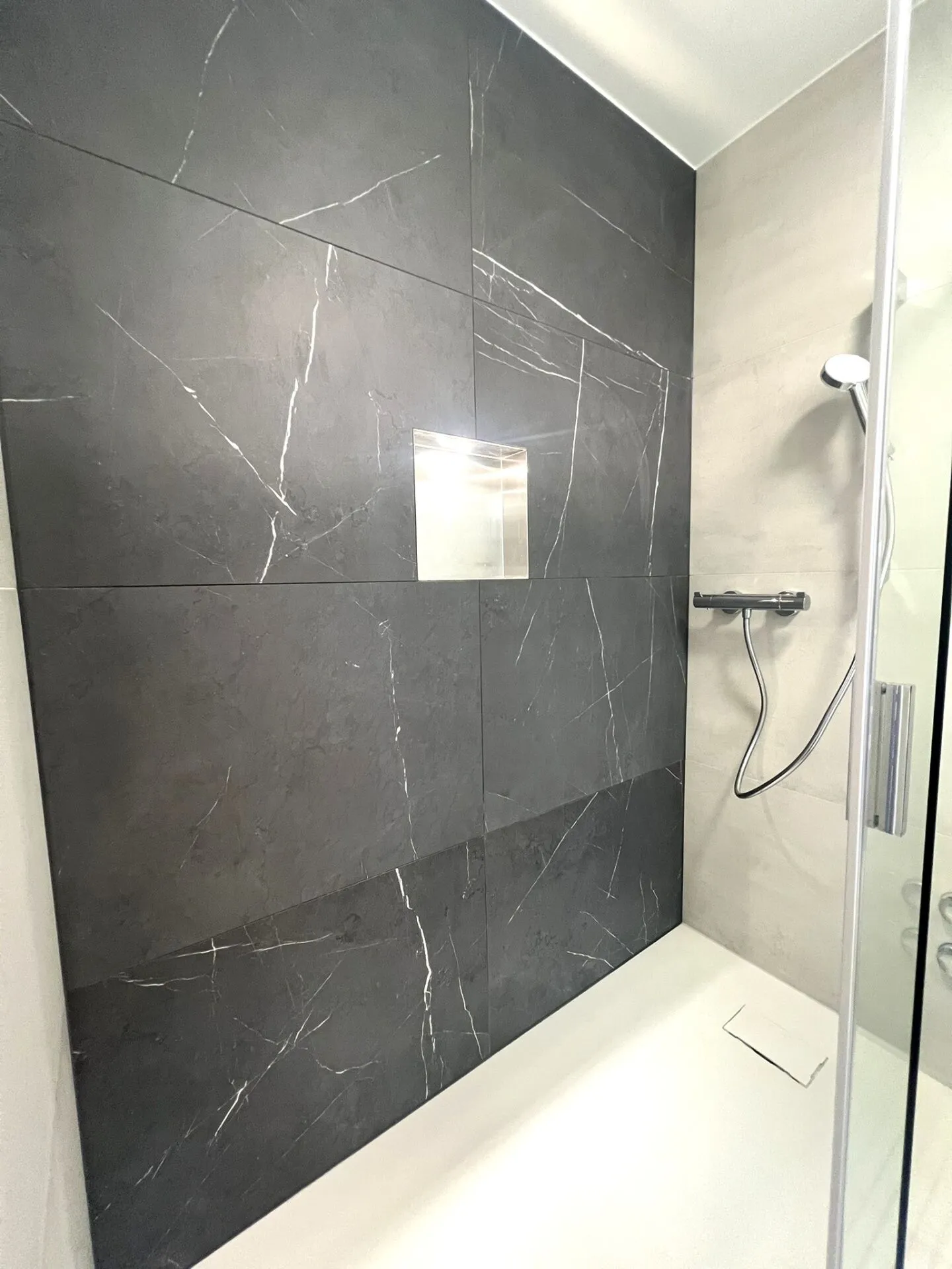 Apartment for rent - Photo 5 of 9