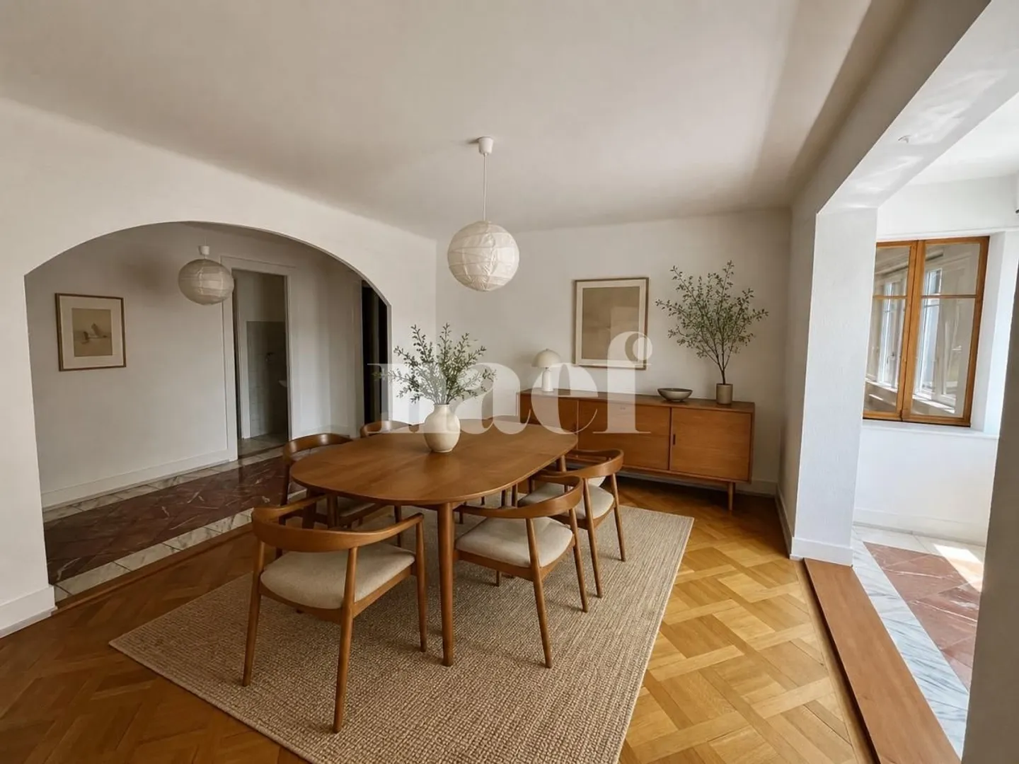 In centro città - Bell'appartamento di 5 locali, ca. 125m2 al 1° piano con balcone - Foto 5 di 8