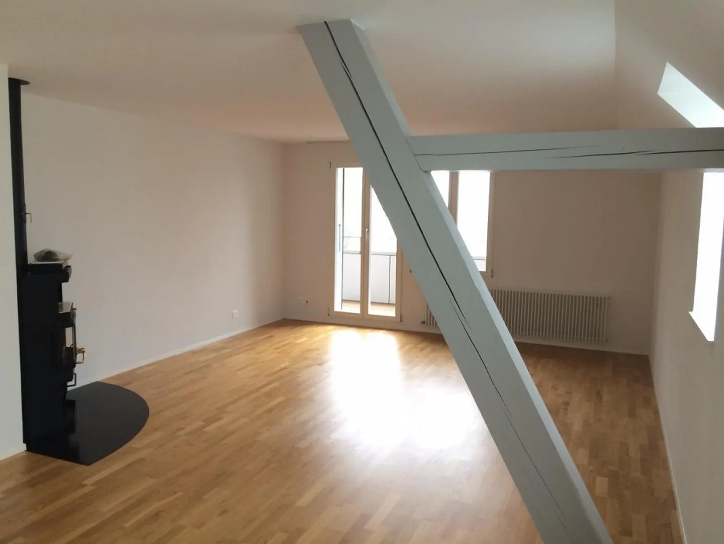 Charming 3.5-room apartment in Niedermuhlern! - Photo 1 of 9