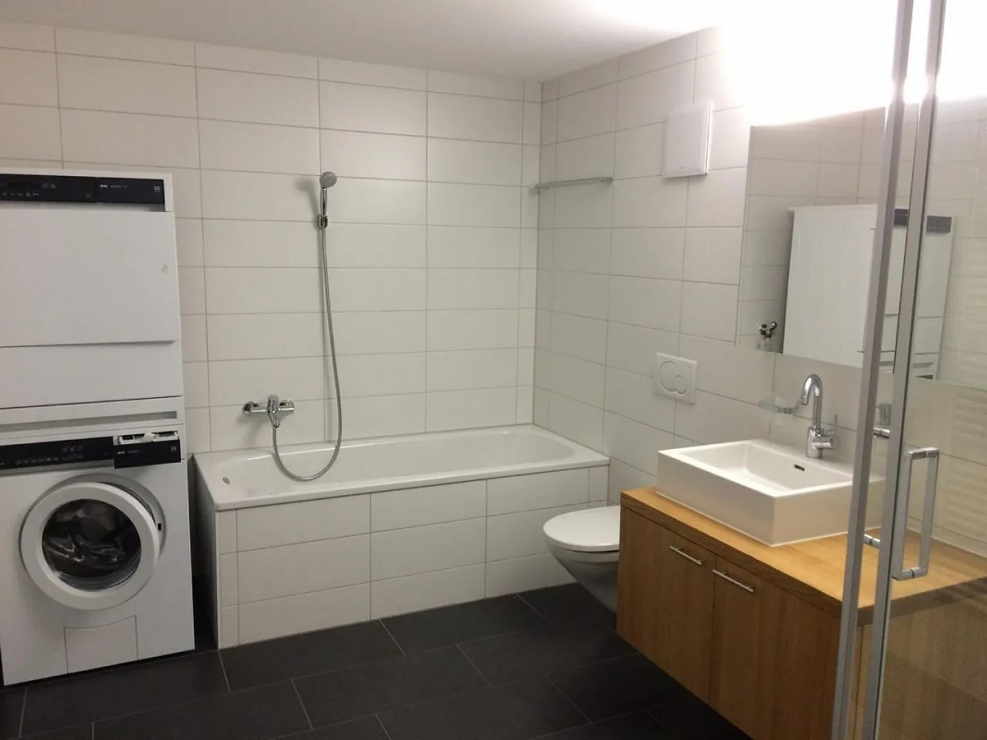 Charming 3.5-room apartment in Niedermuhlern! - Photo 5 of 9