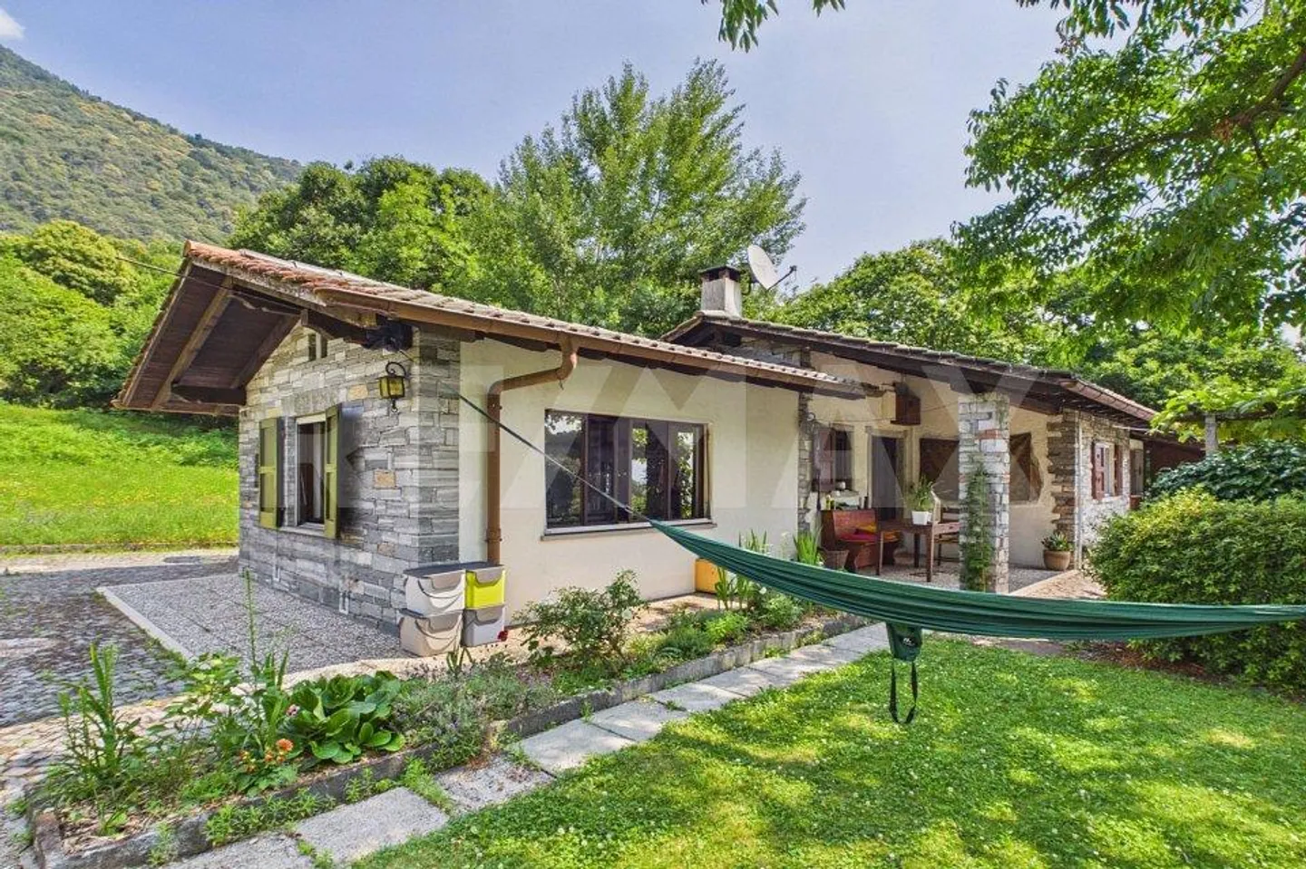 Charming Rustic Home in Brione - Photo 13 of 13