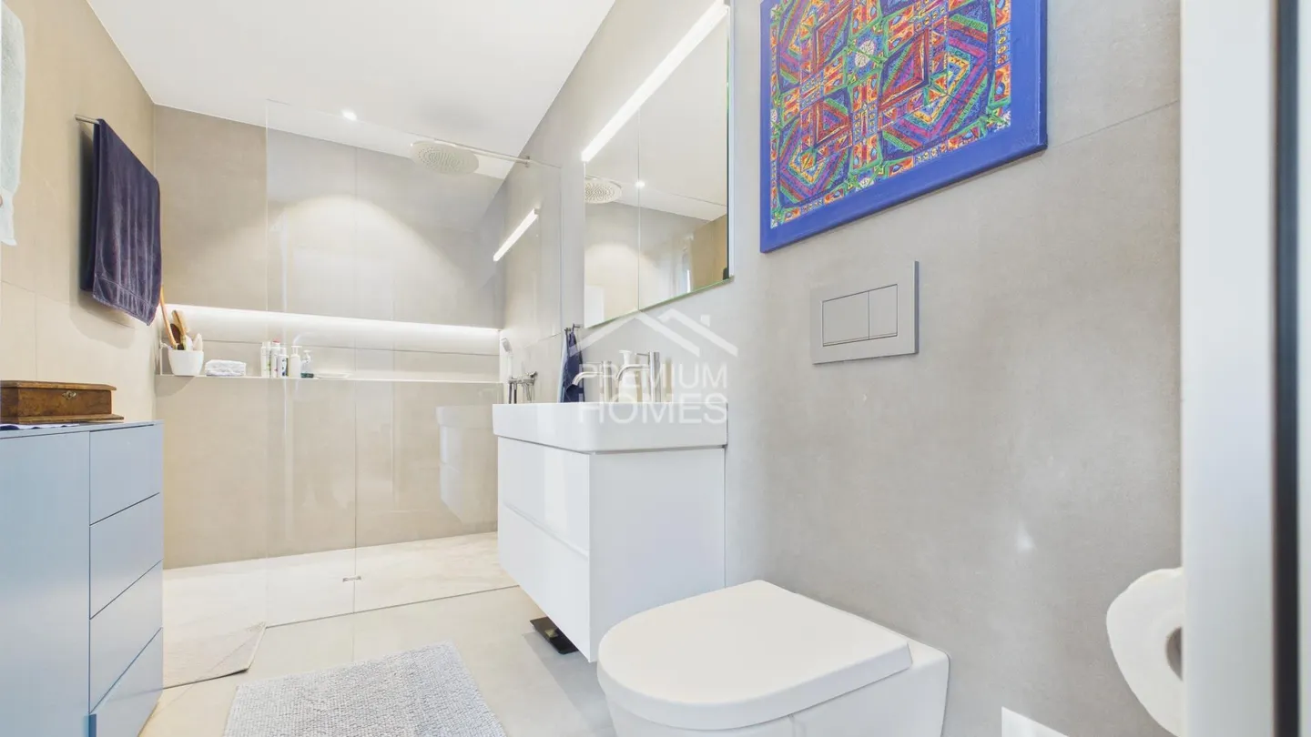Modern Attic Apartment in Rifferswil - Photo 6 of 12