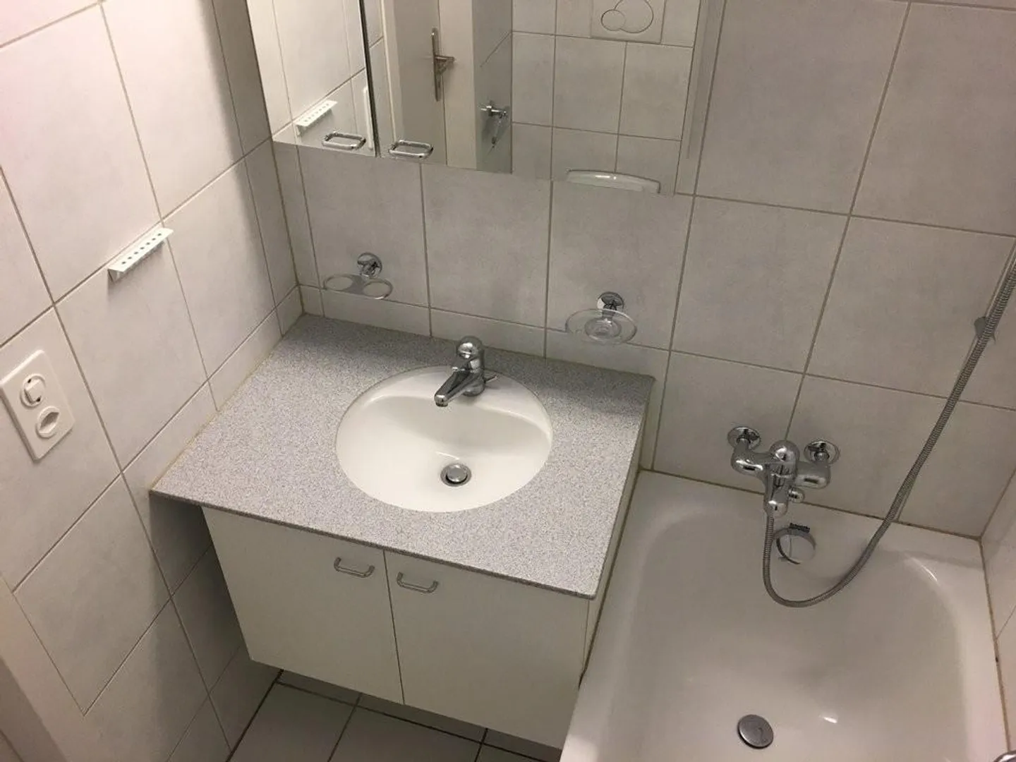 Charmant appartement 3 pièces - Photo 4 sur 11