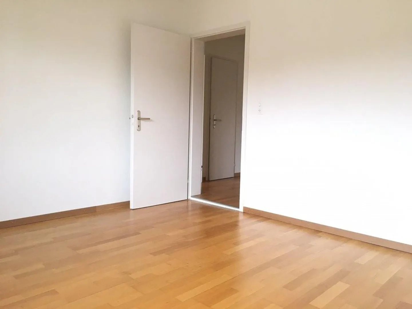 Charmant appartement 3 pièces - Photo 8 sur 11