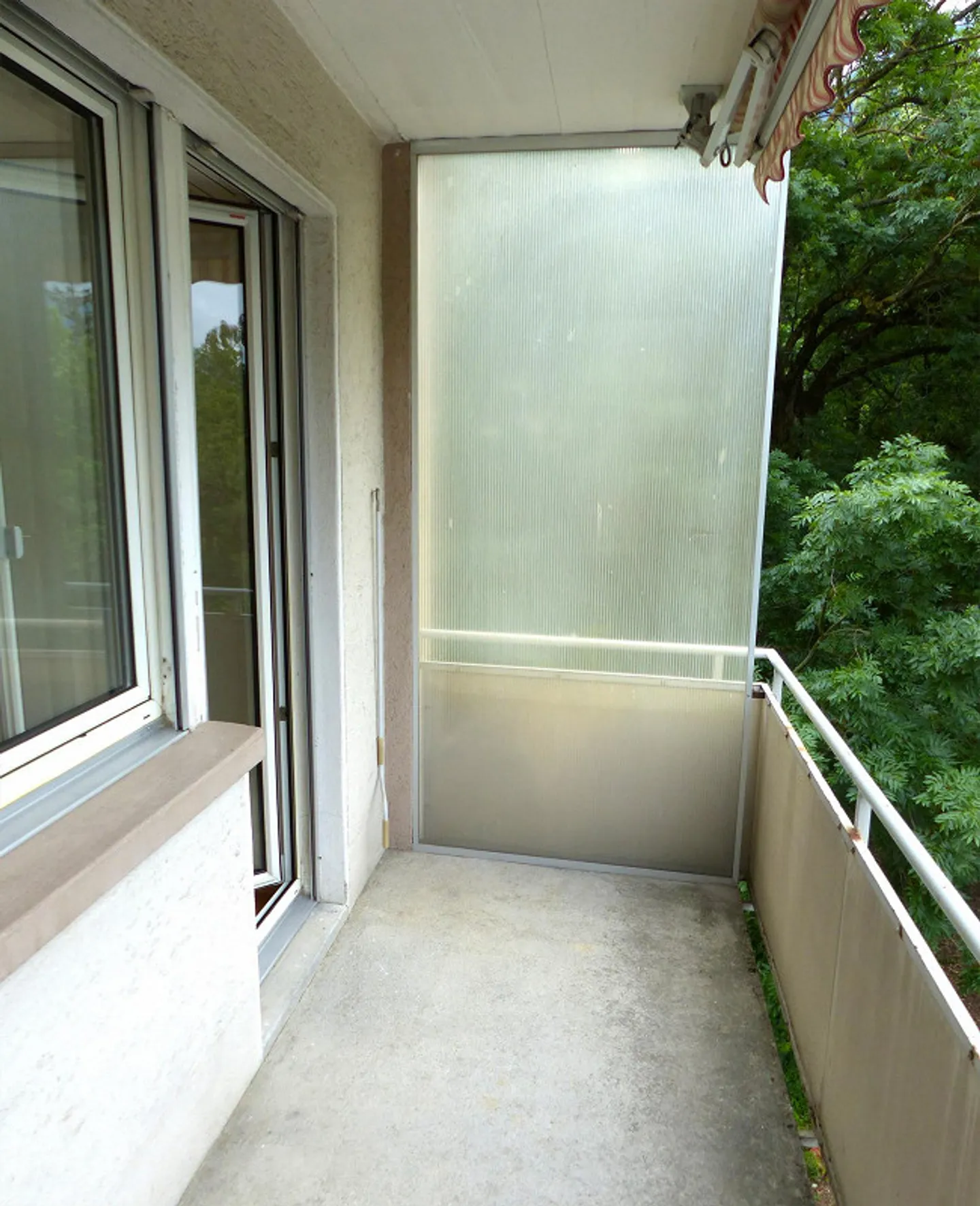Appartement 3.5 pièces dans un emplacement calme au 3ème étage - Photo 6 sur 9