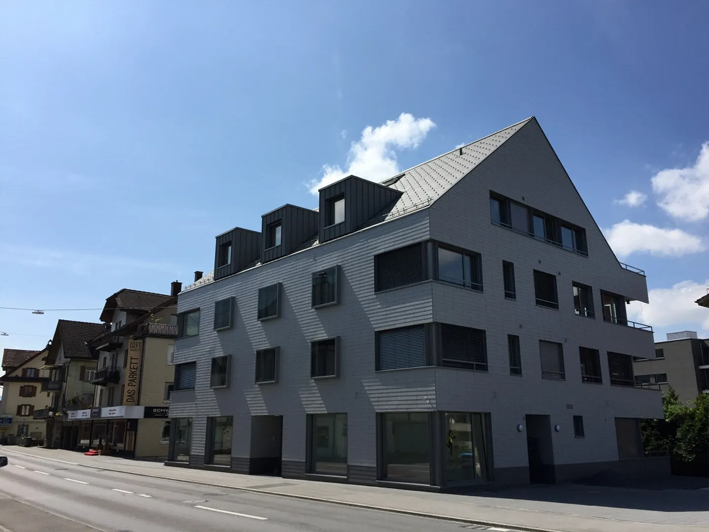 Appartement 3½ pièces comme neuf avec standard de copropriété - Photo 2 sur 9