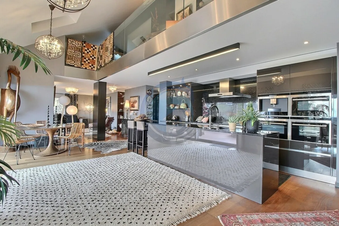 Stupendo duplex all'ultimo piano con vista mozzafiato sul lago - Foto 5 di 24