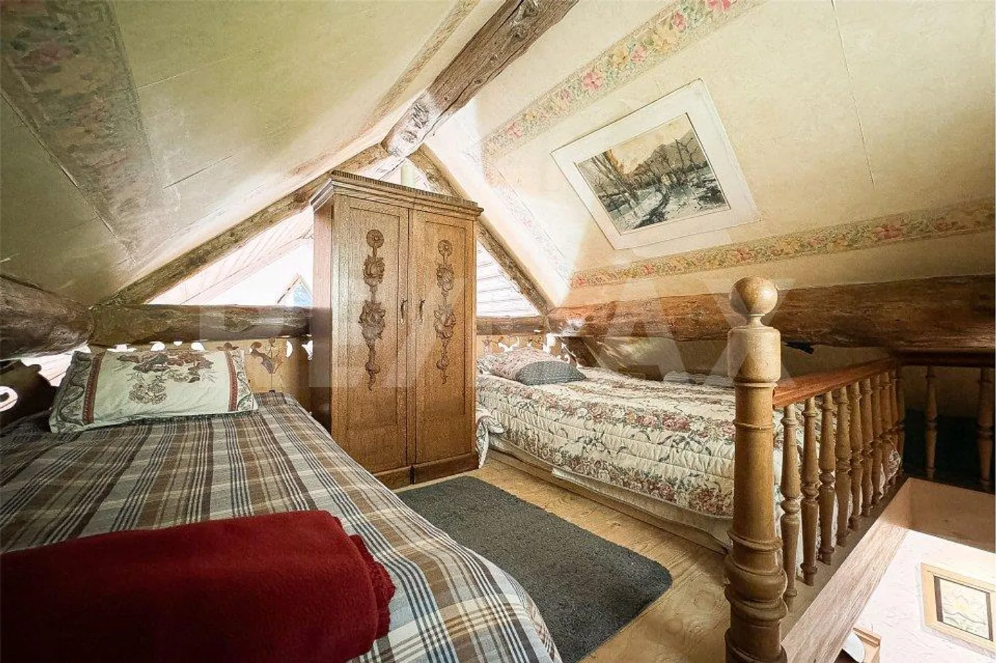 Rustic with a view of the valley - Photo 11 of 13