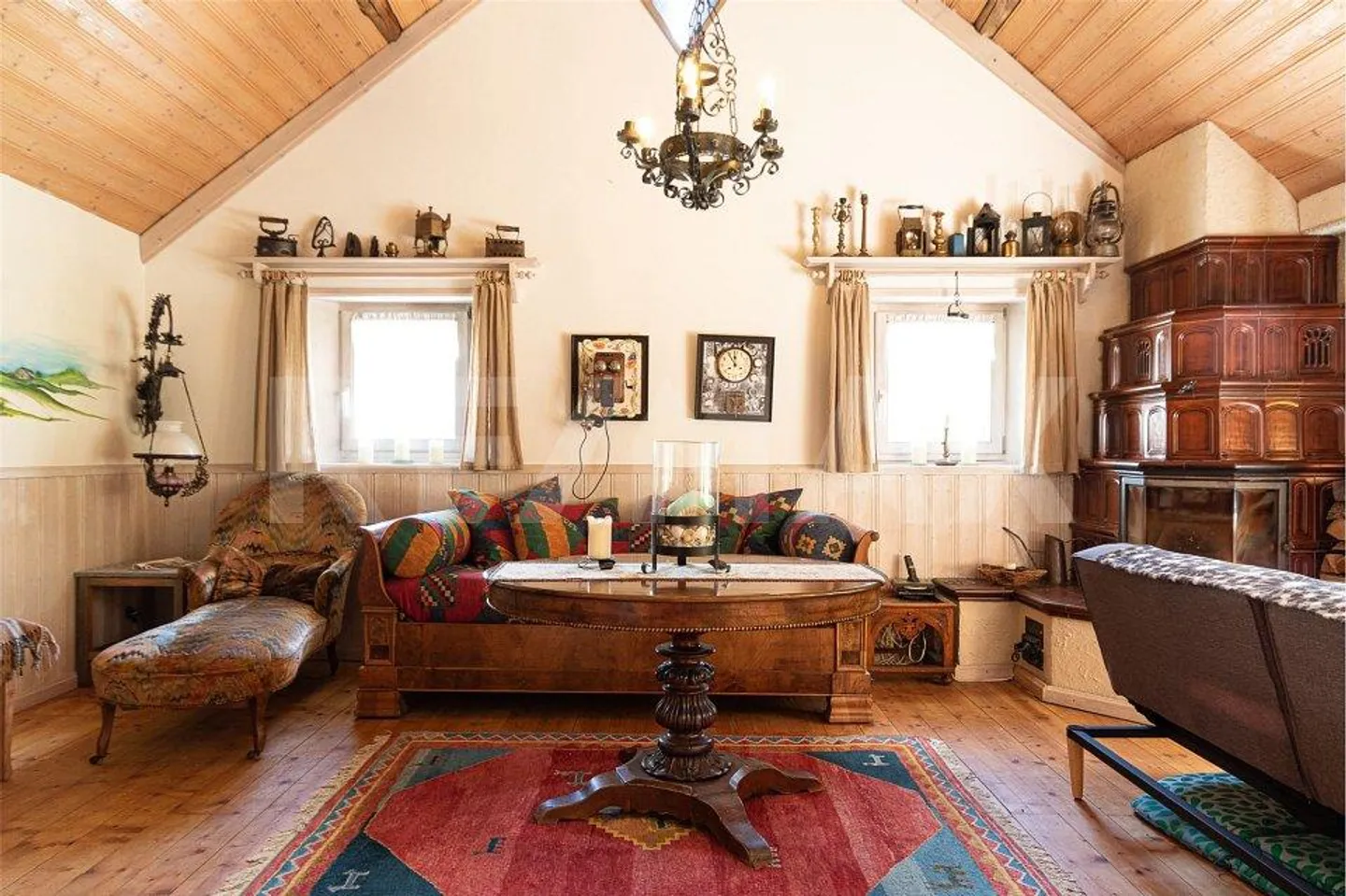 Rustic with a view of the valley - Photo 8 of 13