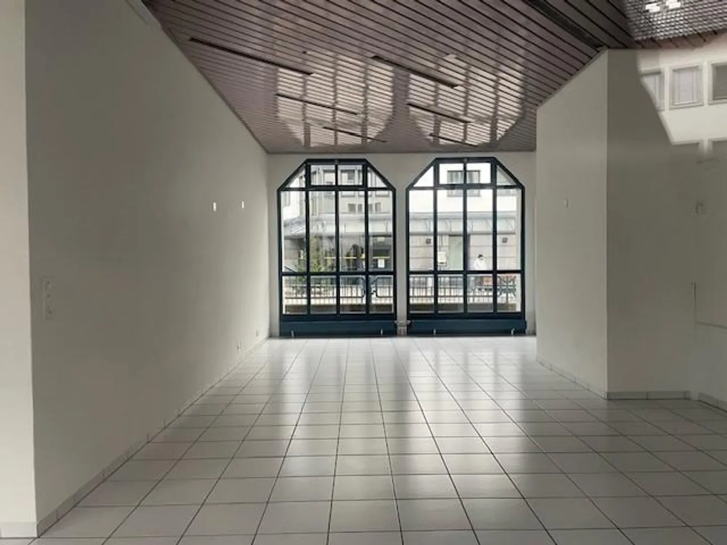 Helle Pop-Up Fläche zu Vermieten - Foto 5 von 6