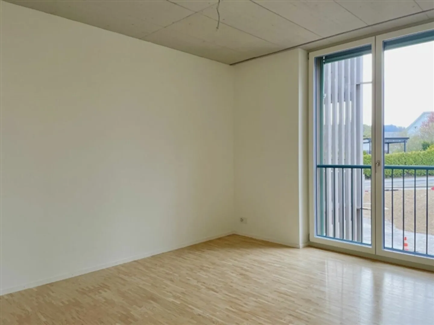 Modern and Stylish Apartment with Private Washing Tower in Flawil - Photo 7 of 13